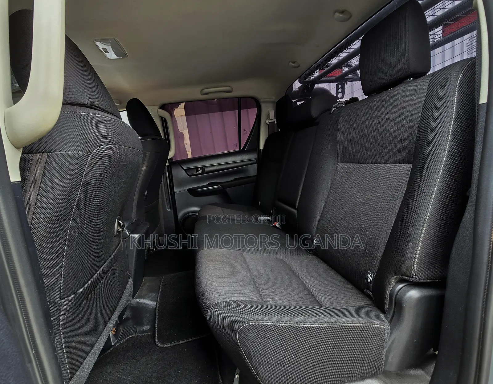 Toyota Hilux 2018 Green