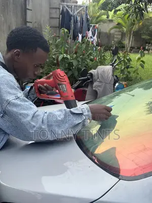 Totally Privacy With the Unique Chameleon Tint