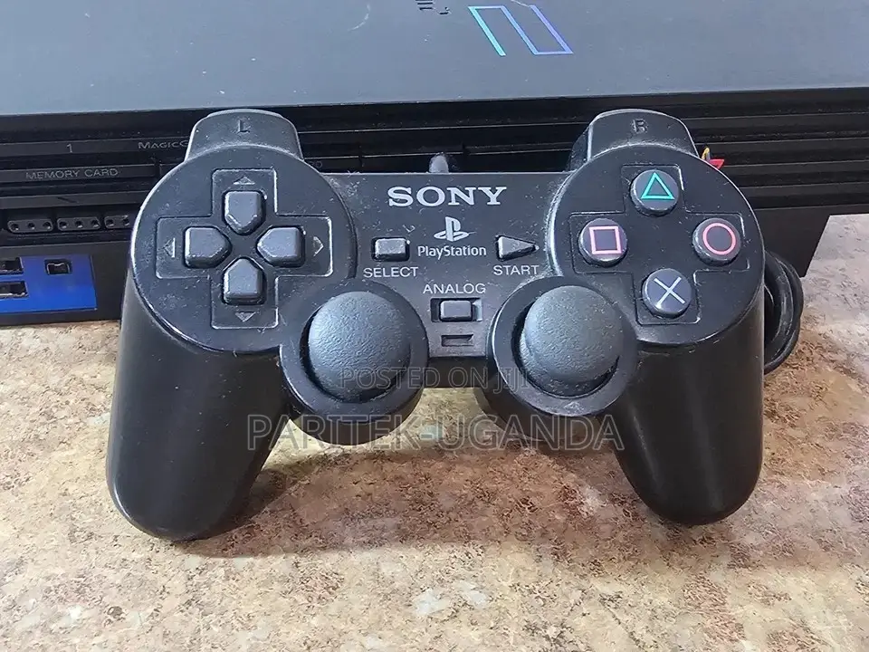 Sony Playstation 2 Ps2 SCPH-39001 Fat Console Pre-Owned W/ Cables + Co