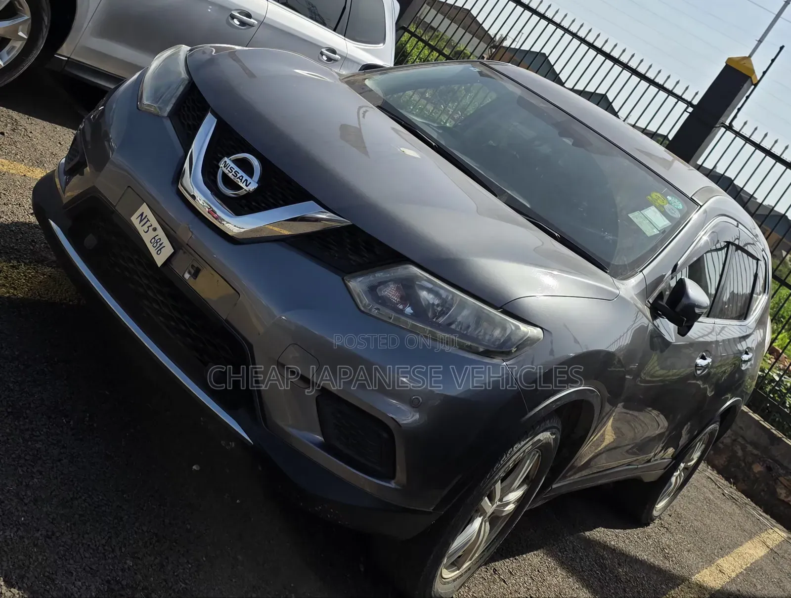 Nissan X-Trail 2.0 Petrol AWD 2016 Gray