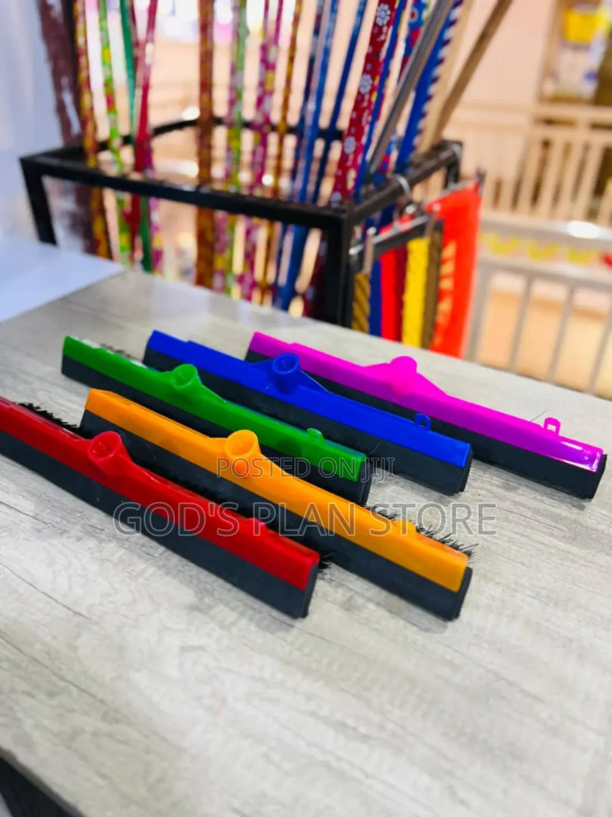 General Double Sided Plastic Squeezers