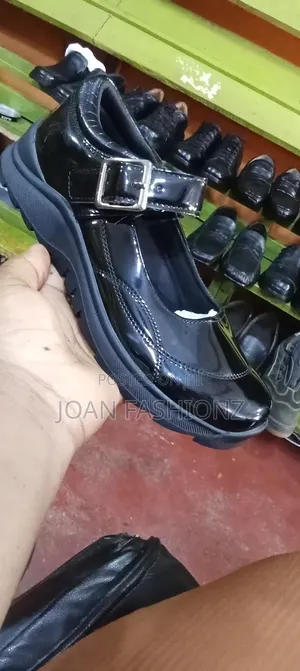 Girls Back to School Shinny Shoes_black