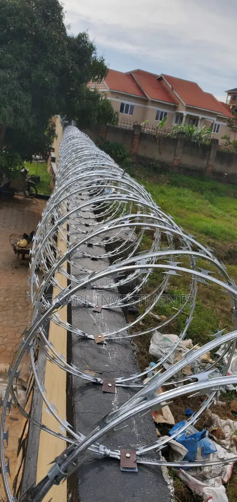 8m Razor Wires for Sale. We Aslo Provide Installation Services