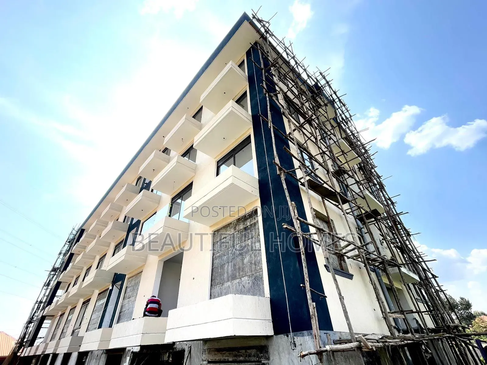 Furnished 1bdrm Condo in Kira for sale
