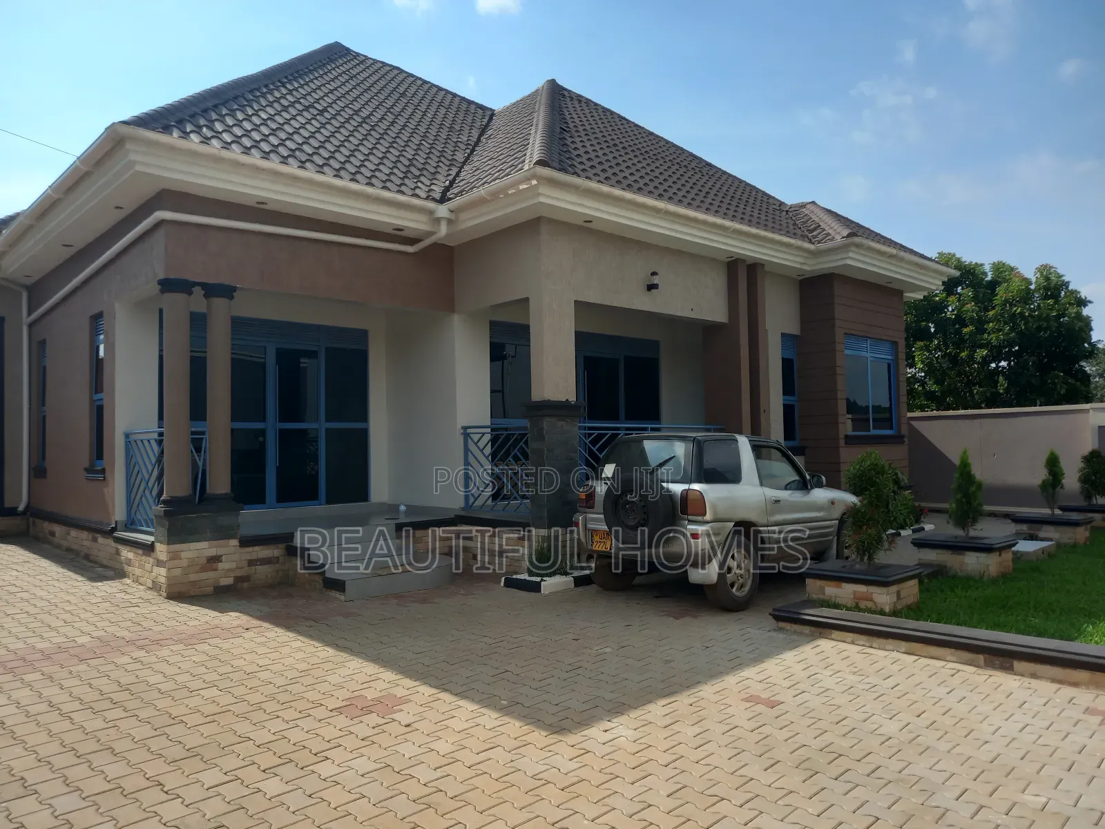 Furnished 4bdrm Bungalow in Kira for sale