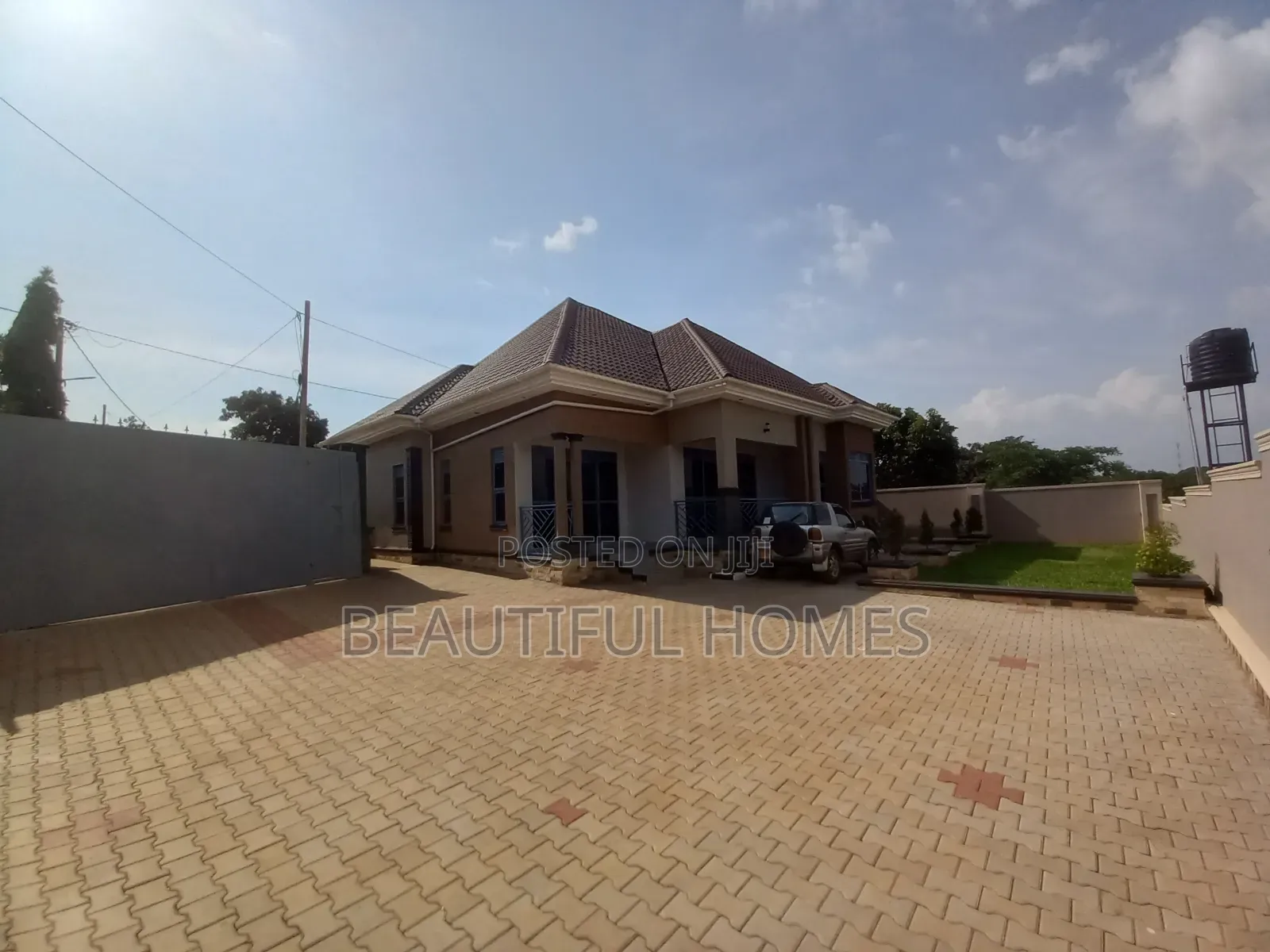 Furnished 4bdrm Bungalow in Kira for sale