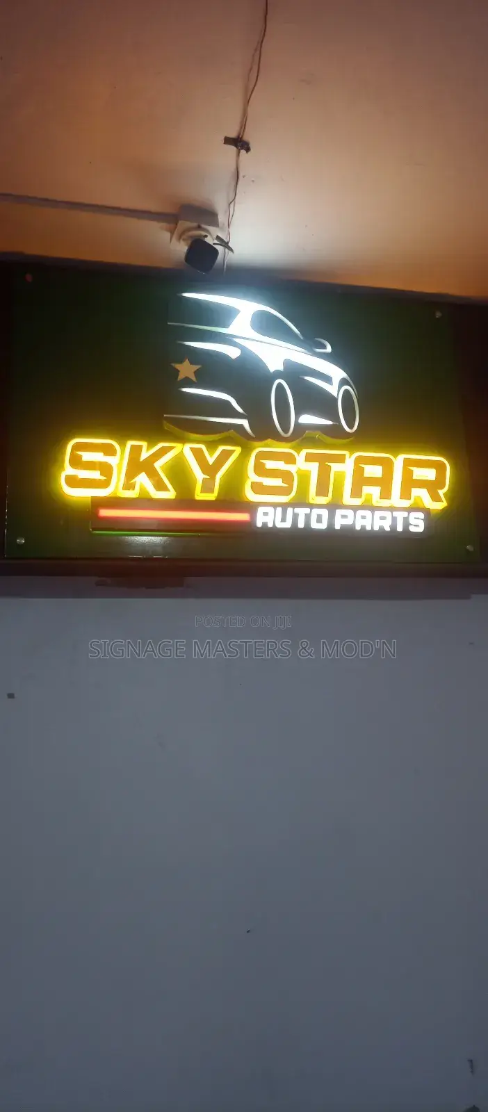 Gold Indoor 3d Logo