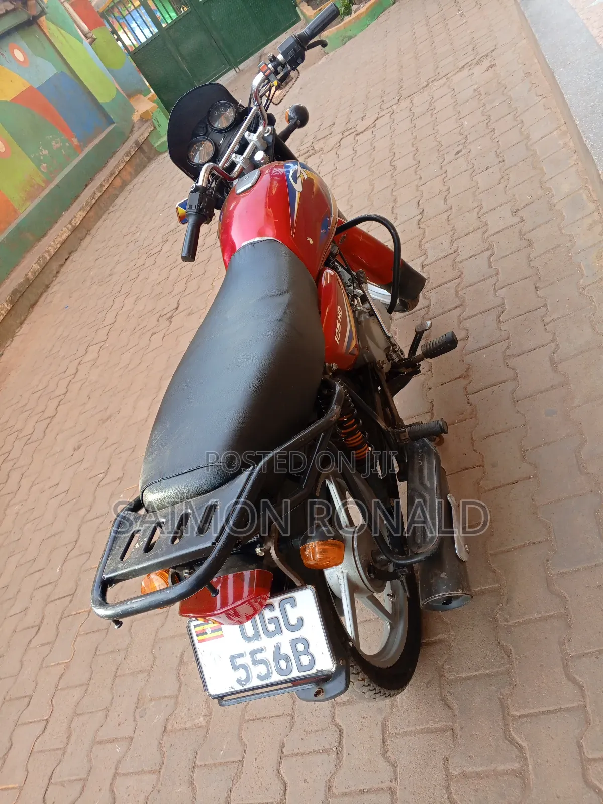Bajaj Boxer 125 2024 Red