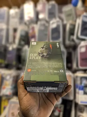 JBL Clip 5
