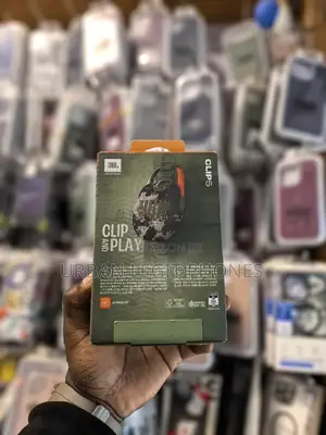 JBL Clip 5