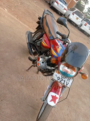 Bajaj Boxer 125 2020 Red