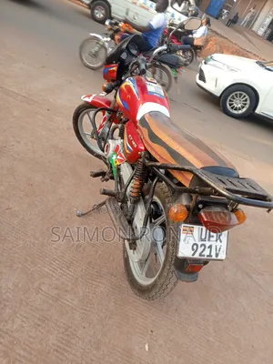 Bajaj Boxer 125 2020 Red