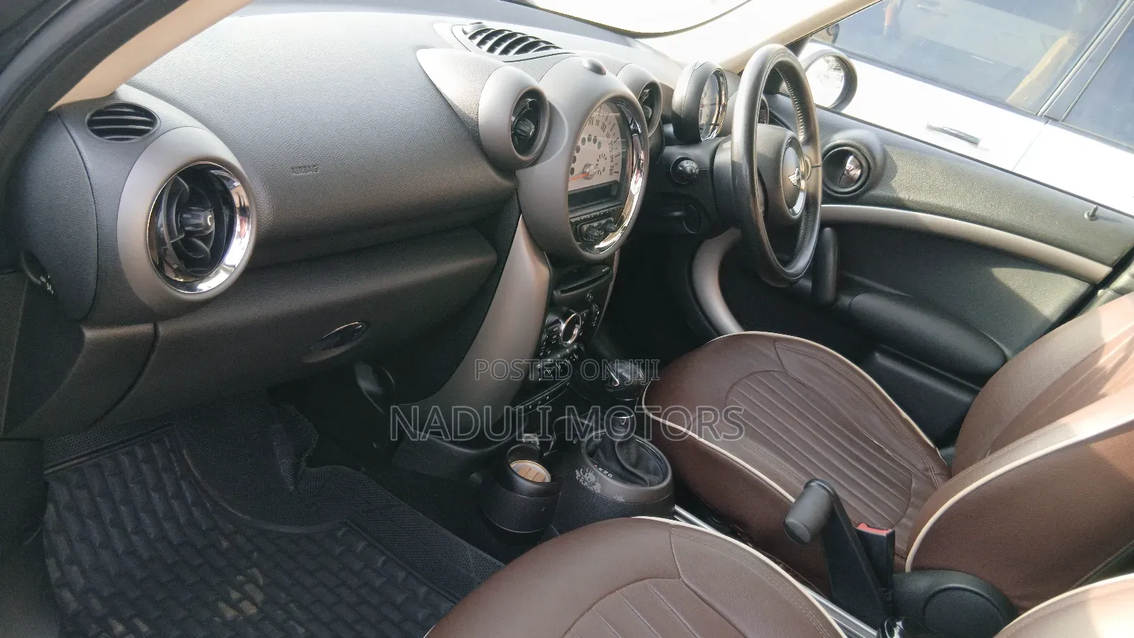 Mini Cooper 2013 Black