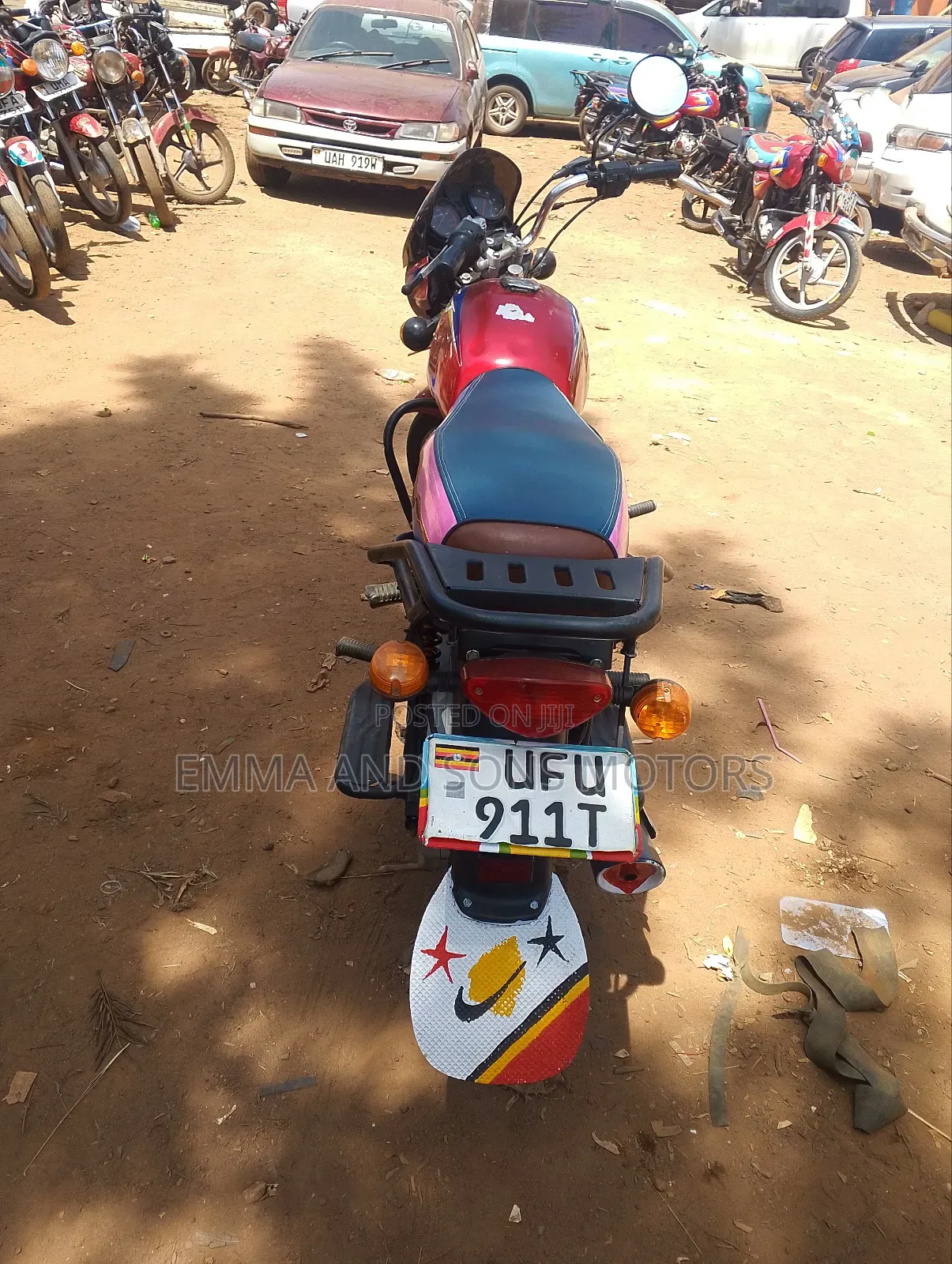 Bajaj Boxer 125 2023 Red