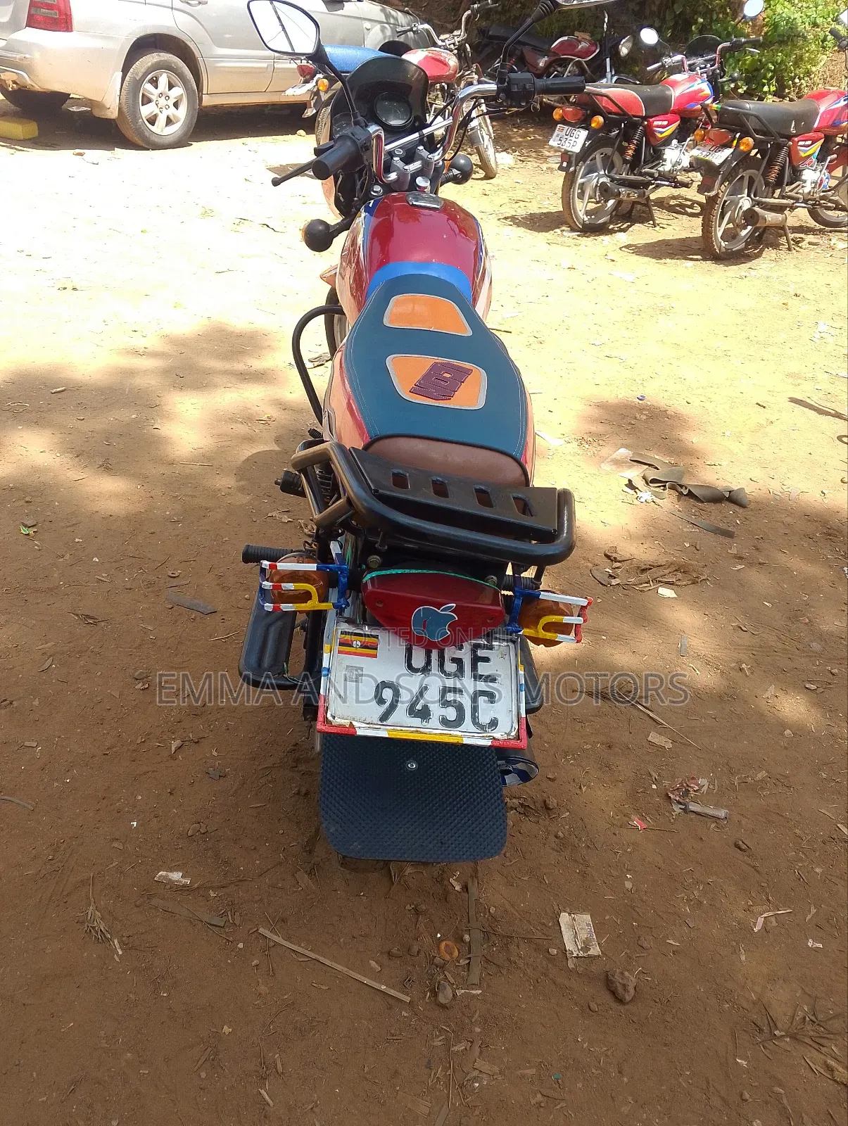 Bajaj Boxer 125 2024 Red