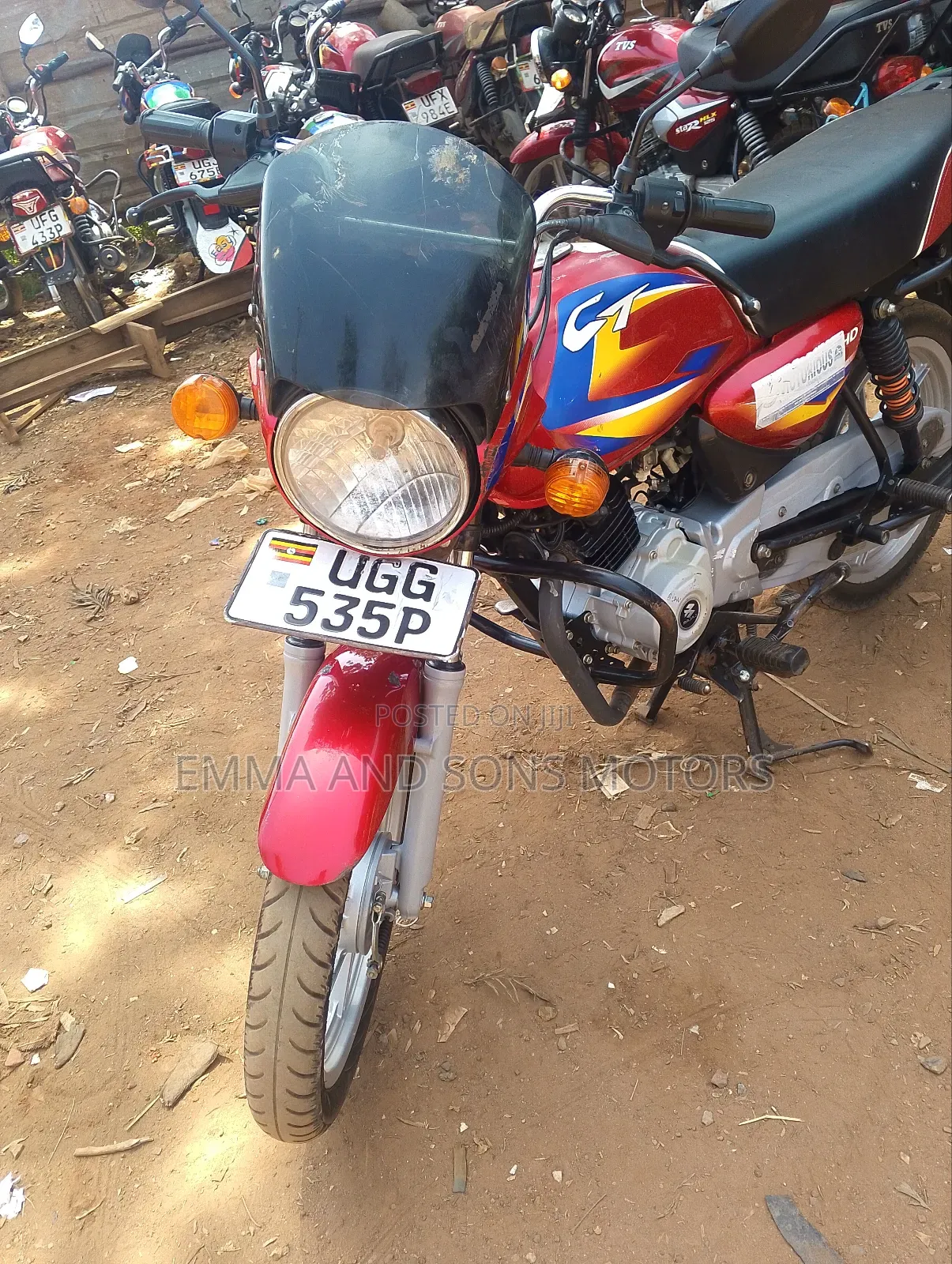 Bajaj Boxer 125 2024 Red