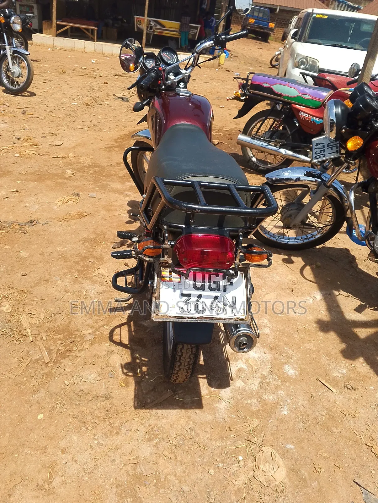Bajaj Boxer 125 2024 Red