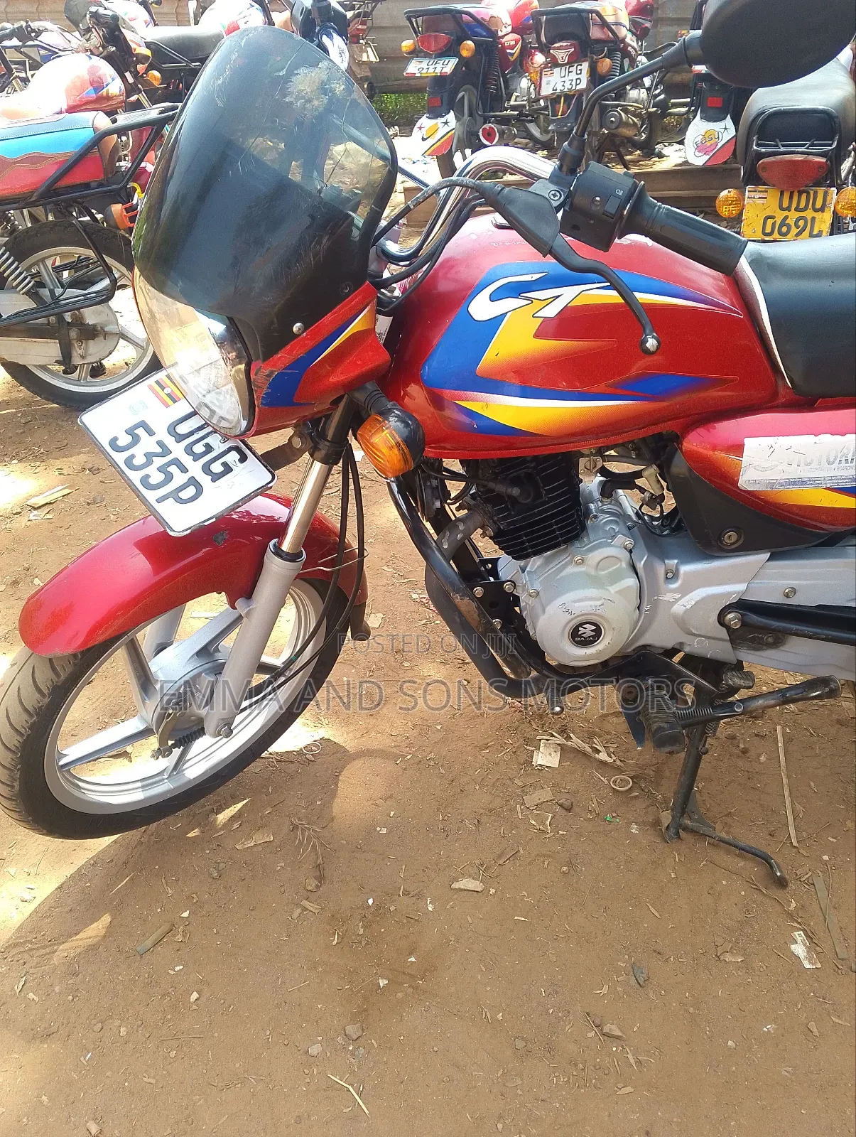 Bajaj Boxer 125 2024 Red