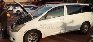Toyota Wish 2004 White