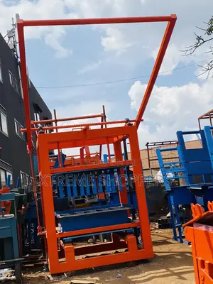 Electric Brick Laying Machine / Block 5 At One
