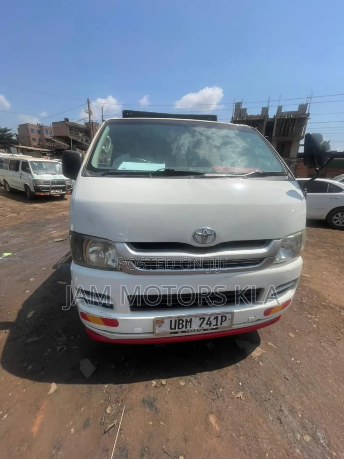Toyota HiAce 2009 White