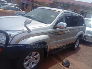 Toyota Land Cruiser Prado 3.0 D-4D 5dr 2006 Silver