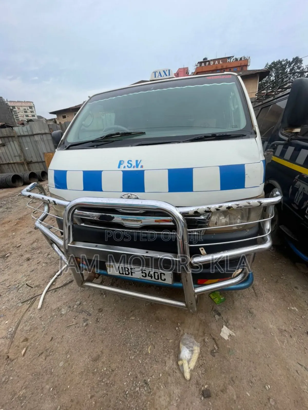 Toyota HiAce 2008 White