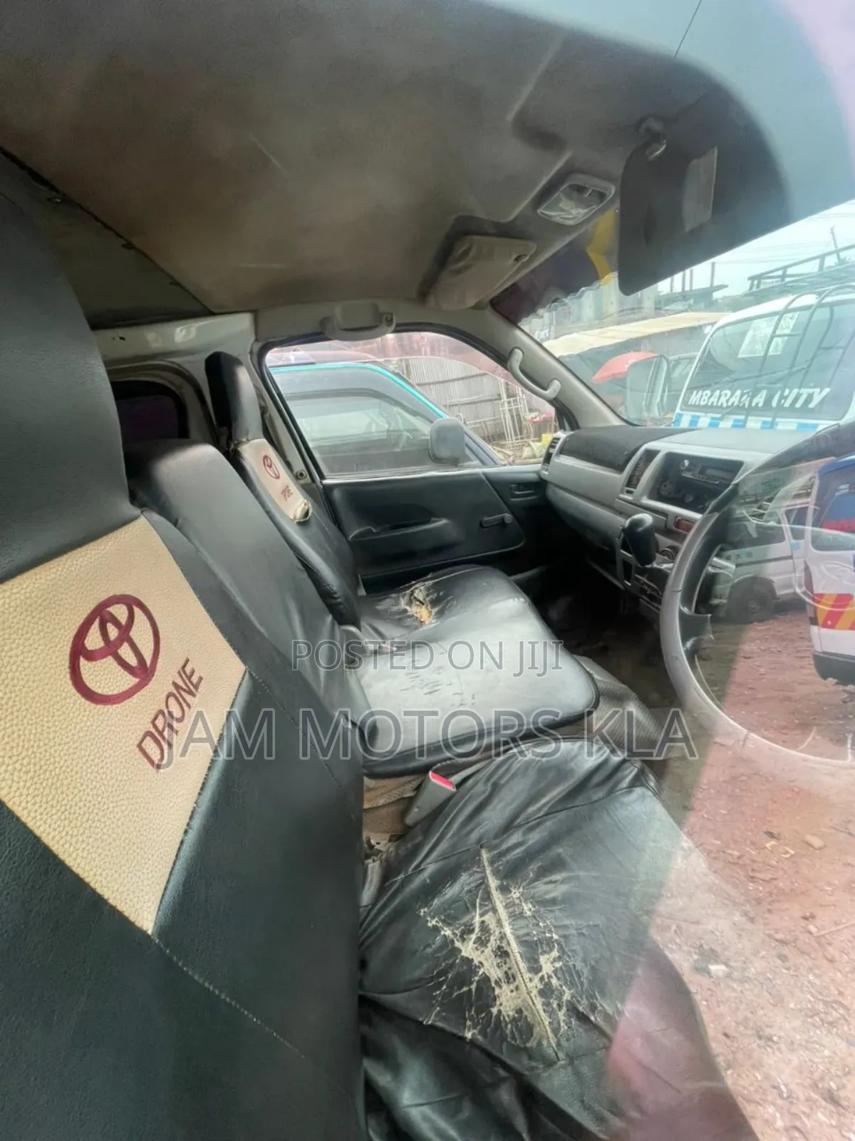 Toyota HiAce 2008 White
