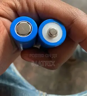 Pair of 3.7v Rechargeable Lithium Ion Battery 18650
