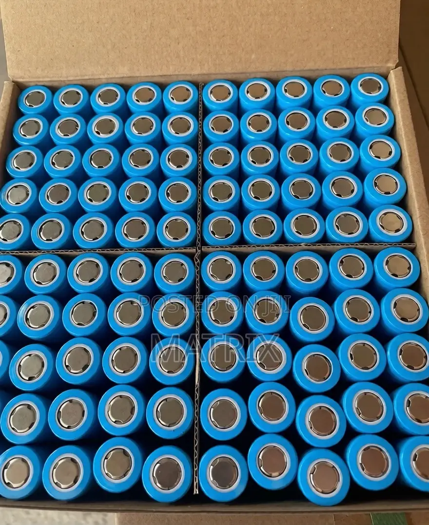 Pair of 3.7v Rechargeable Lithium Ion Battery 18650