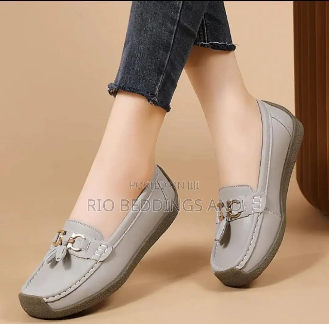 Ladies Moccasin Shoes, All Size Available