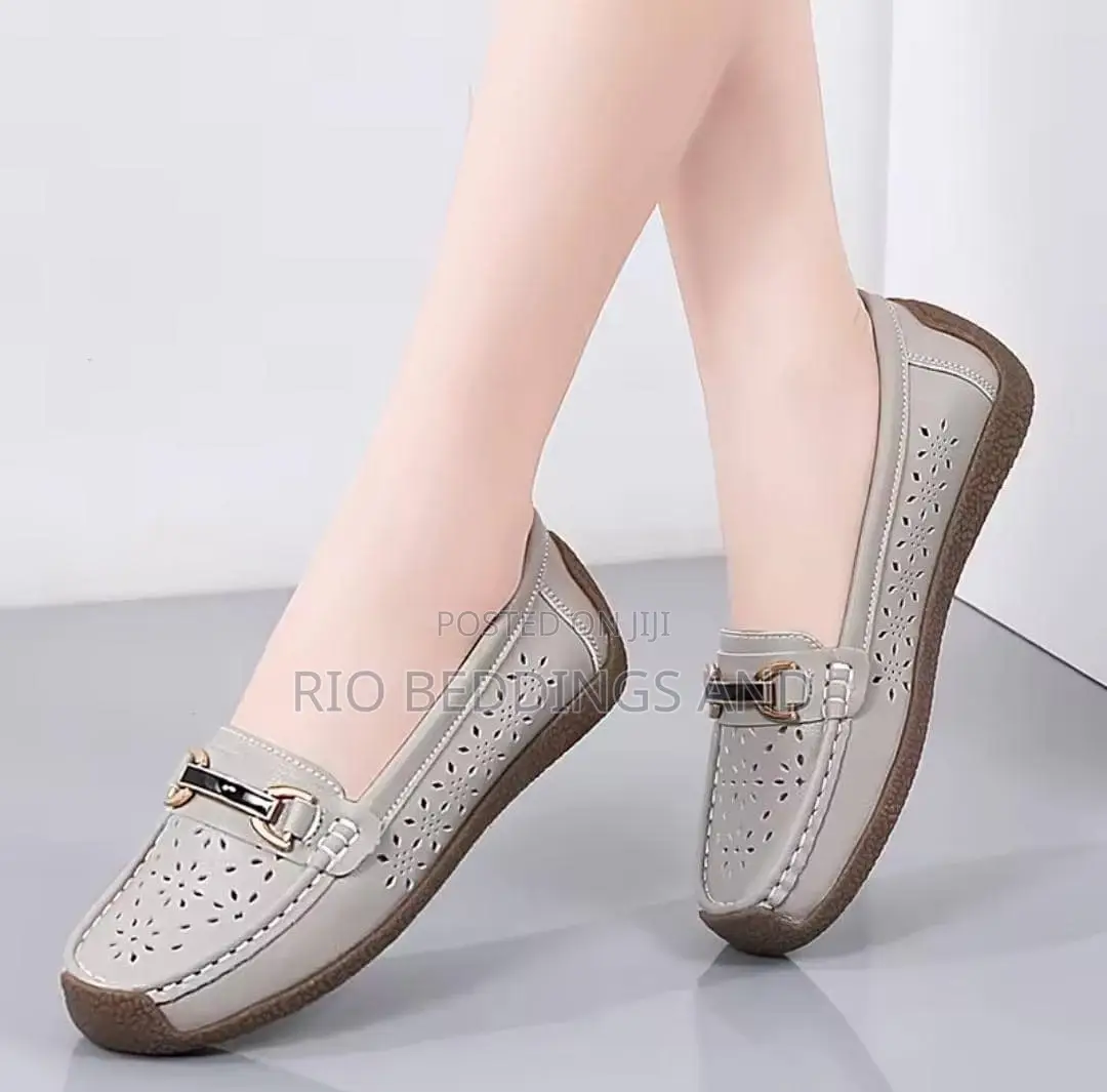 Ladies Moccasin Shoes, All Size Available