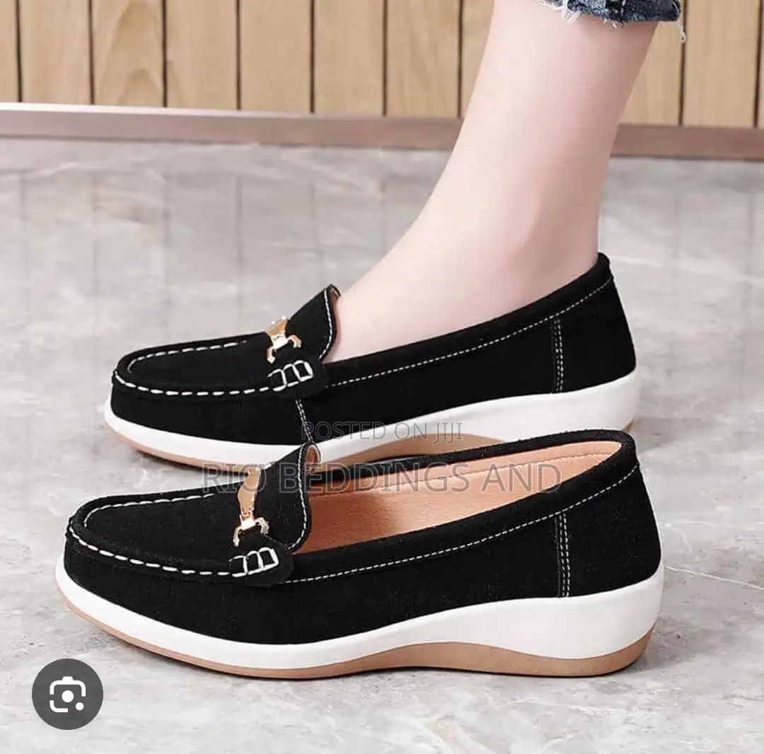 Ladies Moccasin Shoes, All Size Available