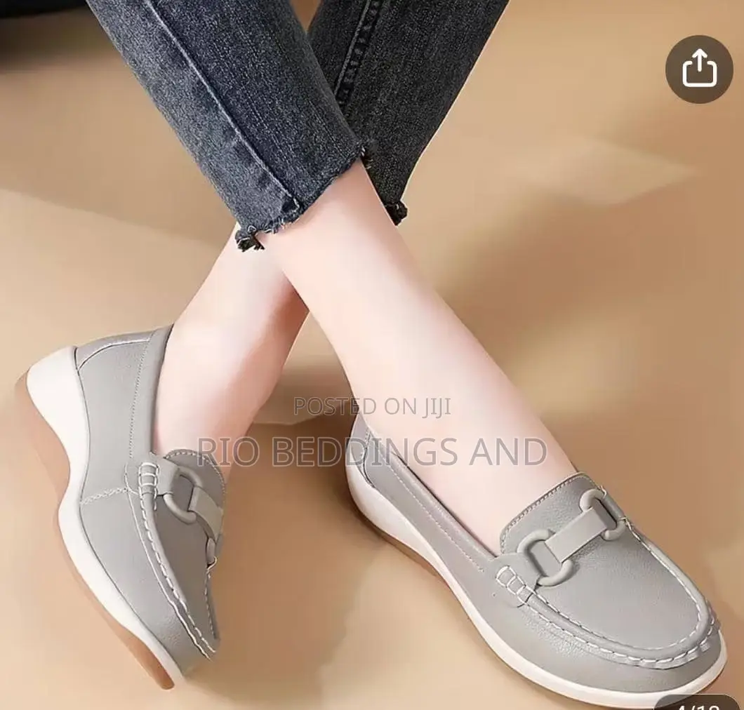 Ladies Moccasin Shoes, All Size Available