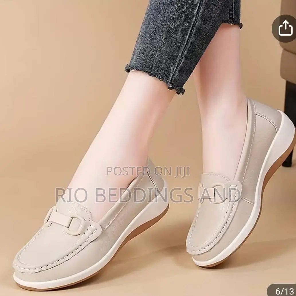 Ladies Moccasin Shoes, All Size Available