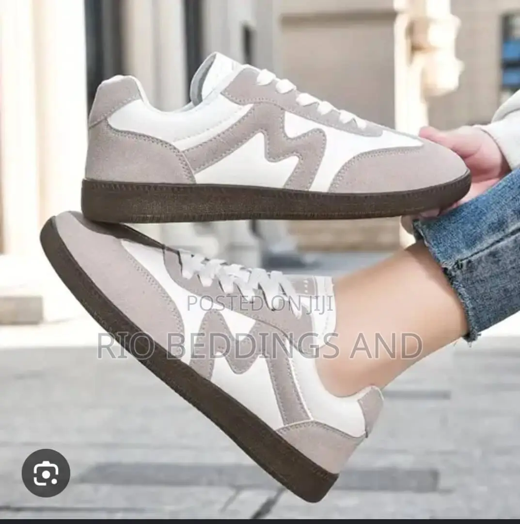 Ladies Sneakers Shoes , Available in All Sizes
