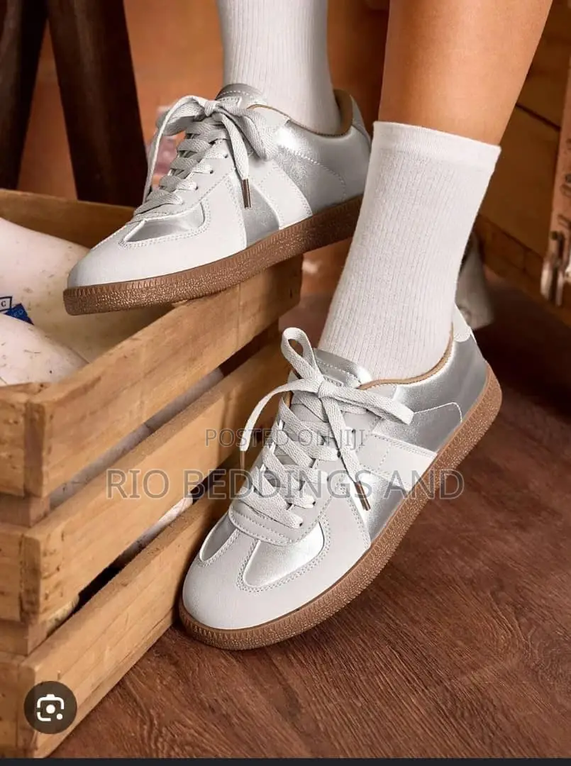 Ladies Sneakers Shoes , Available in All Sizes