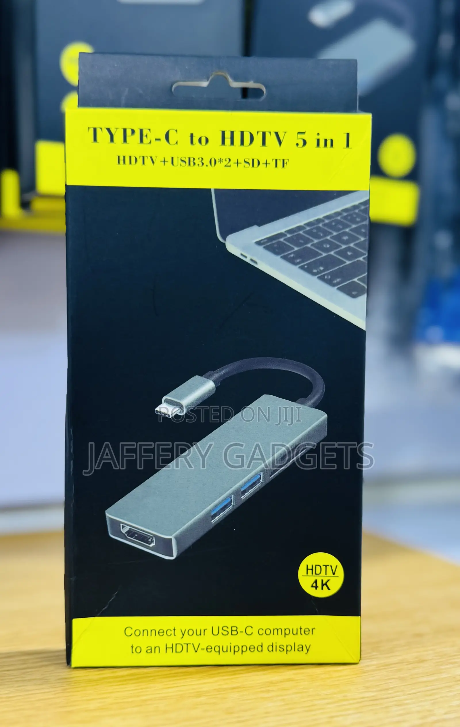 Usb-C to HDTV 5-in-1 Adapter