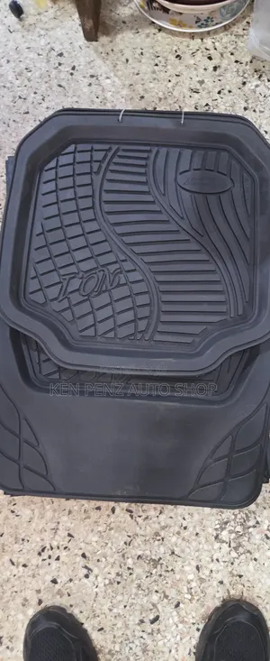 Black Rubber Floor Mats ( No.1)