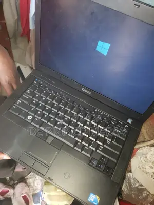 Laptop Dell Latitude 7400 2GB Intel Core 2 Quad HDD 160GB