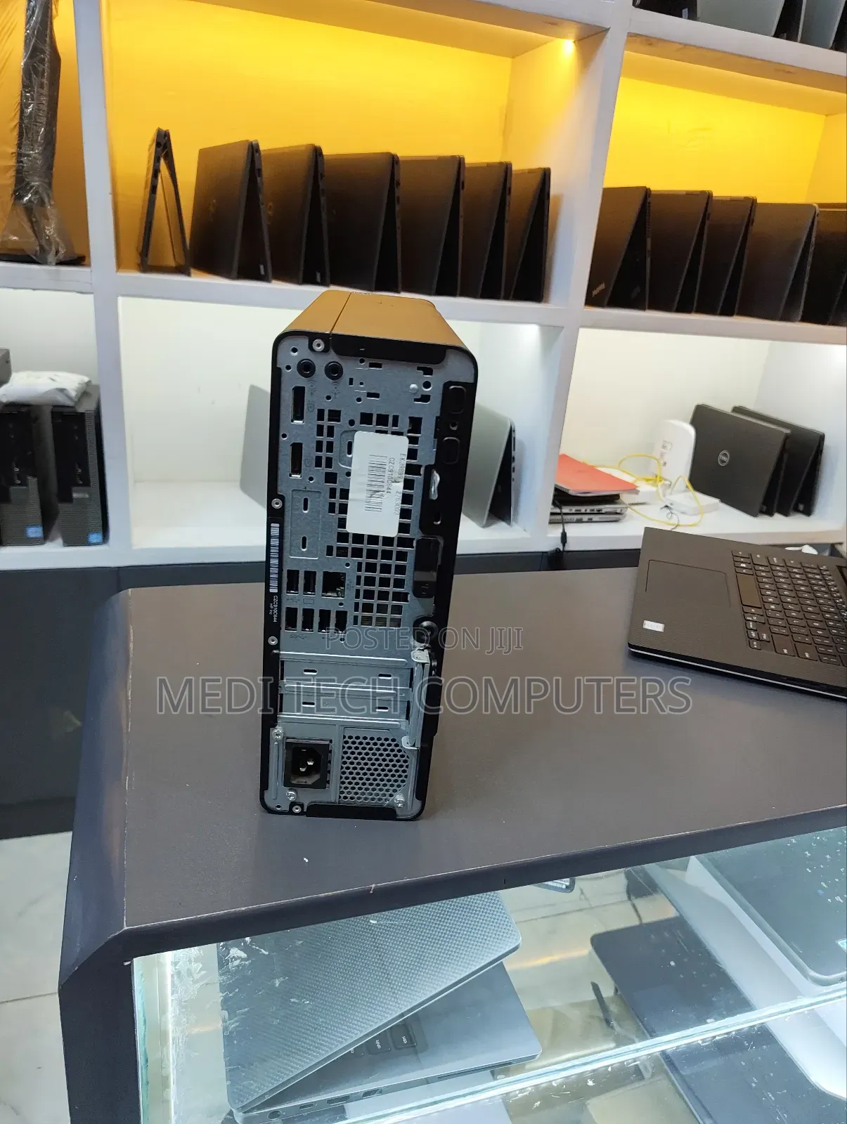 Desktop Computer HP EliteDesk 705 G3 4GB AMD Ryzen HDD 250GB