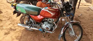Bajaj Boxer 2023 Red