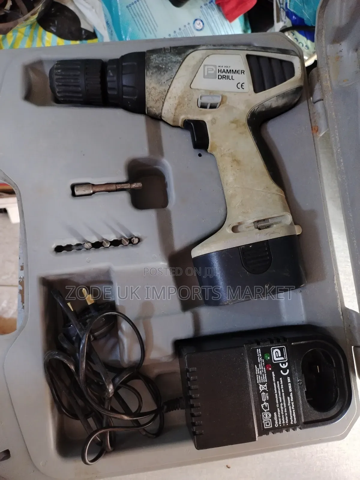 Performance 14.4v Cordless Hammer Power Drill