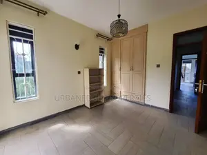 3bdrm Apartment in Kigo, Central Division for rent