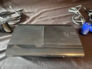 Sony Playstation 3 Slim Ps3cech-2501a Console Bundle 2 Controllers