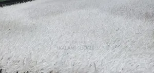 White Grass Carpet