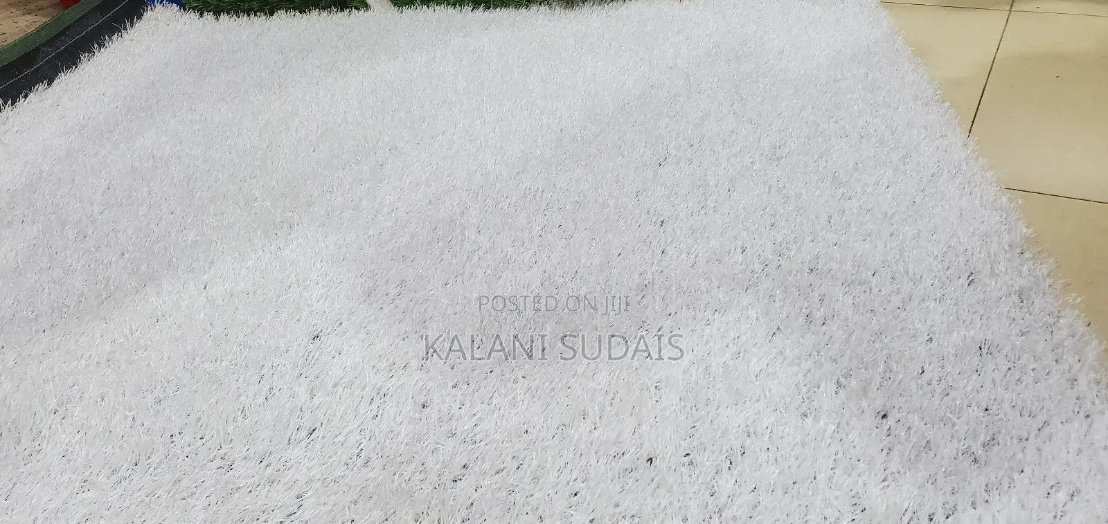 White Grass Carpet