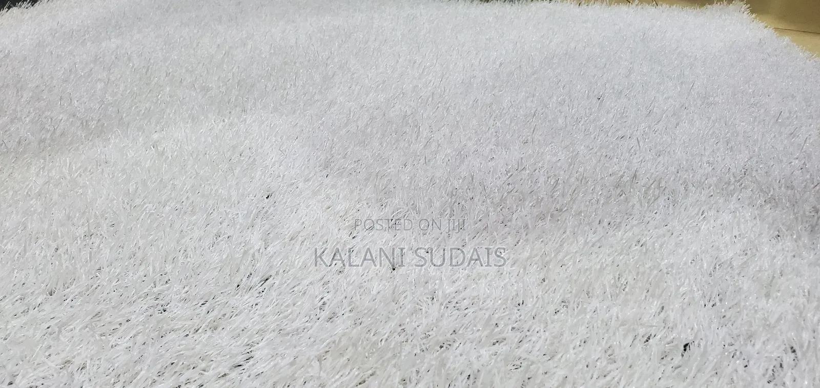 White Grass Carpet