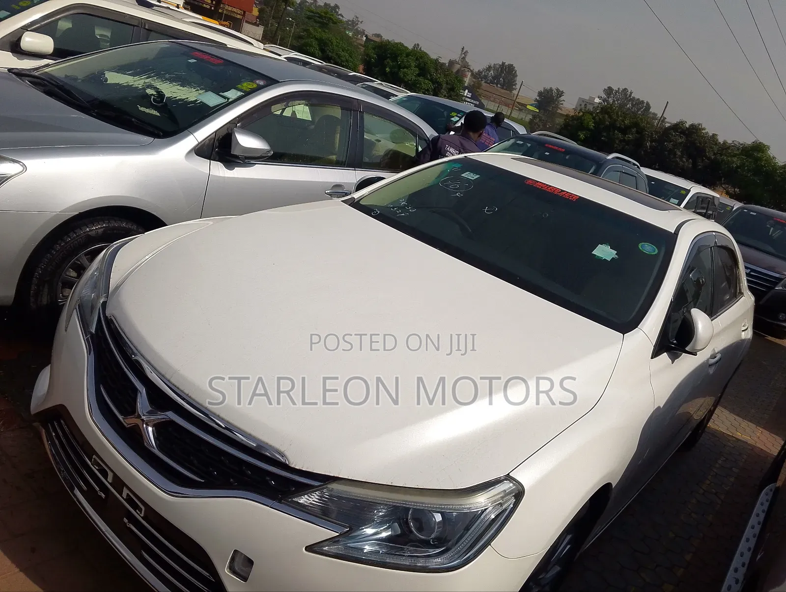 Toyota Mark X 2.5 AWD 2016 White
