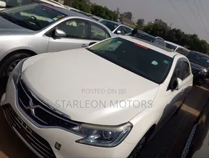 Toyota Mark X 2.5 AWD 2016 White